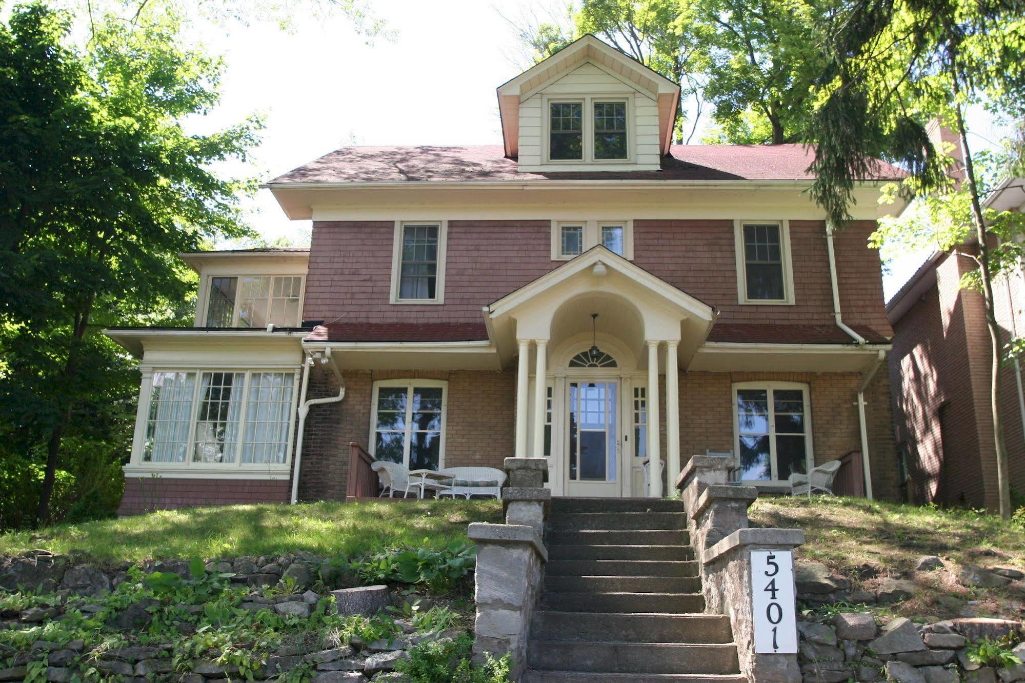 Holiday home Gorgeview Niagara Falls